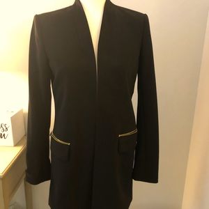 Calvin Klein women’s long black blazer w/gold zipper detail. Sz 6